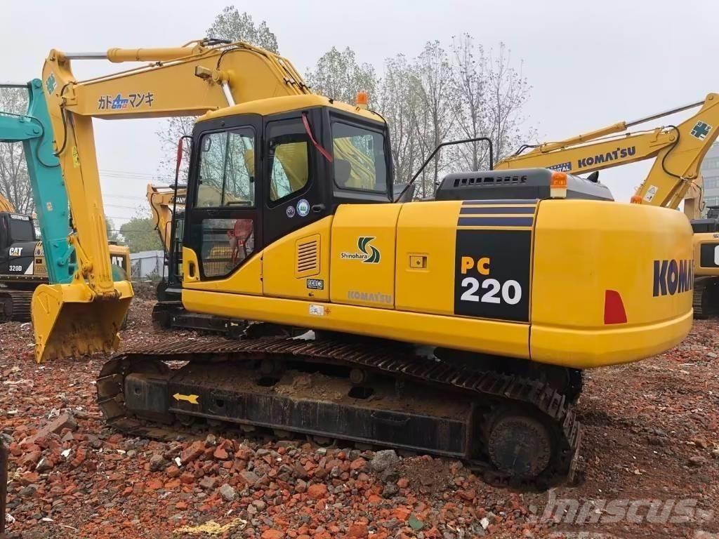 Komatsu pc220-7 Kāpurķēžu ekskavatori