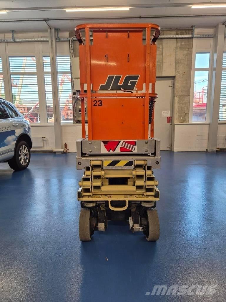 JLG 1930 ES Šķerveida pacēlāji