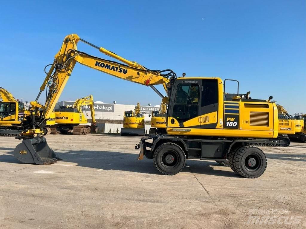 Komatsu PW 180-11 Ekskavatori uz riteņiem