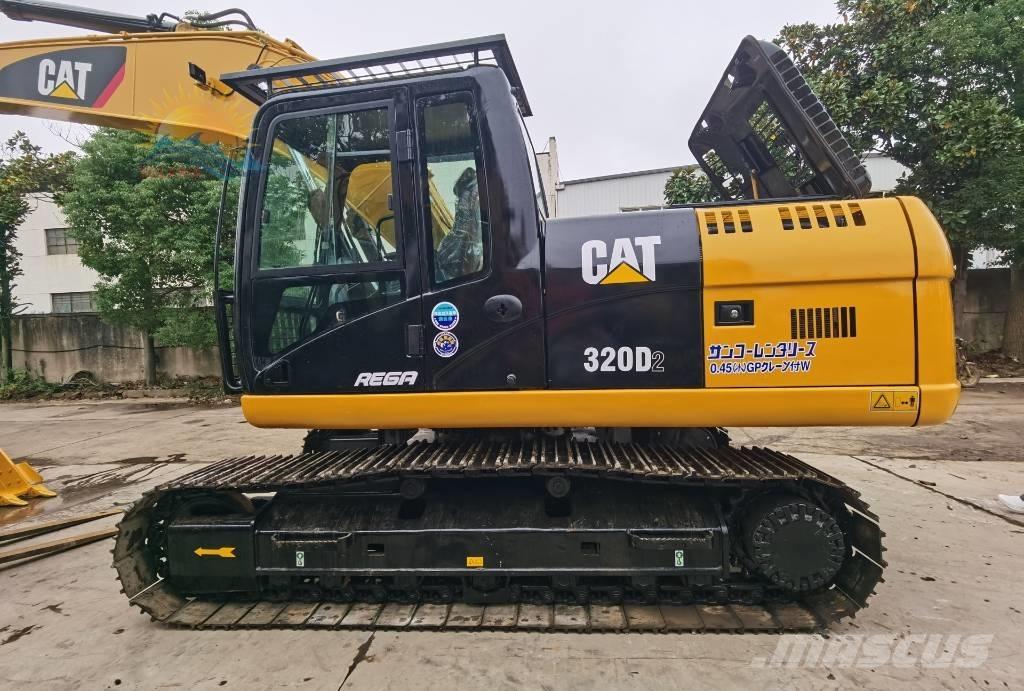 CAT 320d2 Kāpurķēžu ekskavatori