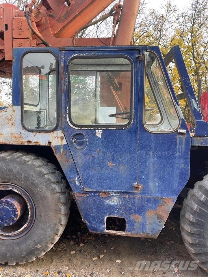 Ransomes Rapier HF17 Citas pacelšanas iekārtas