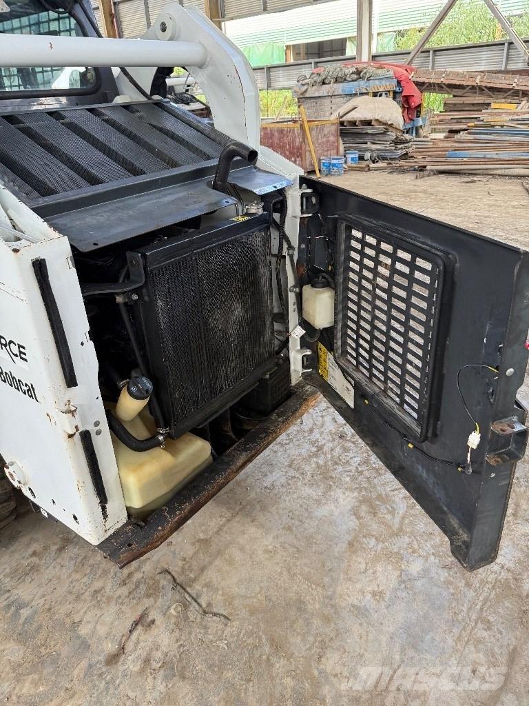 Bobcat S 18 Lietoti riteņu kompaktiekrāvēji