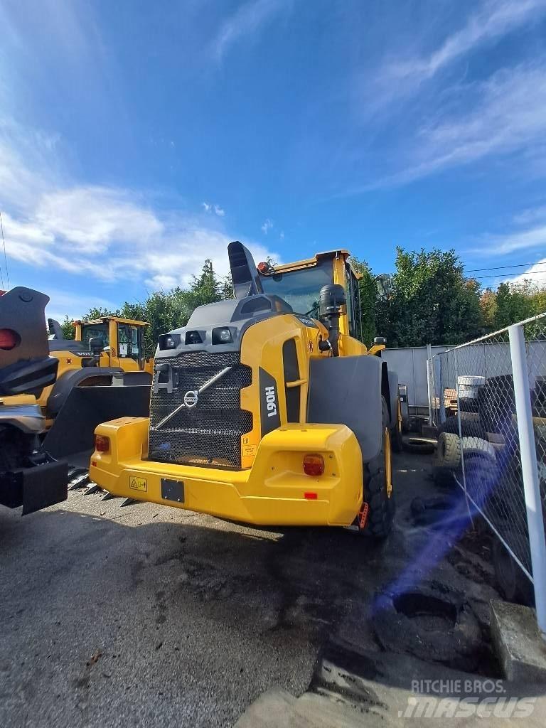 Volvo L90H Iekrāvēji uz riteņiem