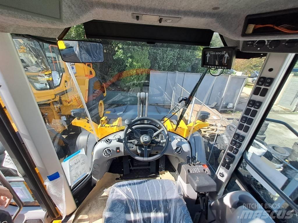 Volvo L90H Iekrāvēji uz riteņiem