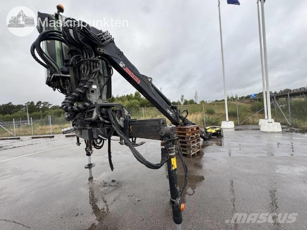 Jonsered J 1088 S Kokmateriālu krāni