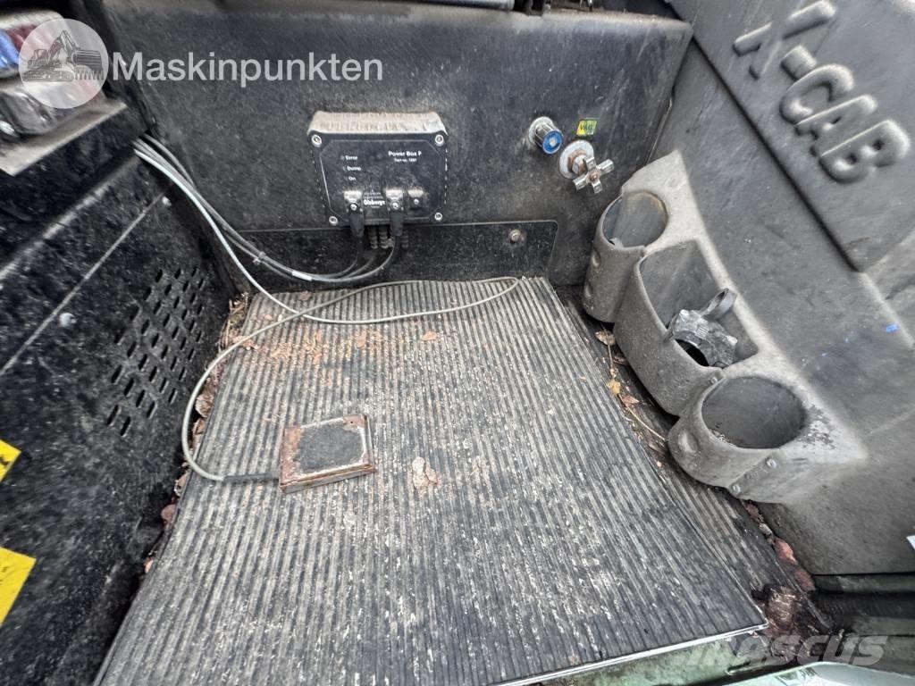 Jonsered J 1088 S Kokmateriālu krāni