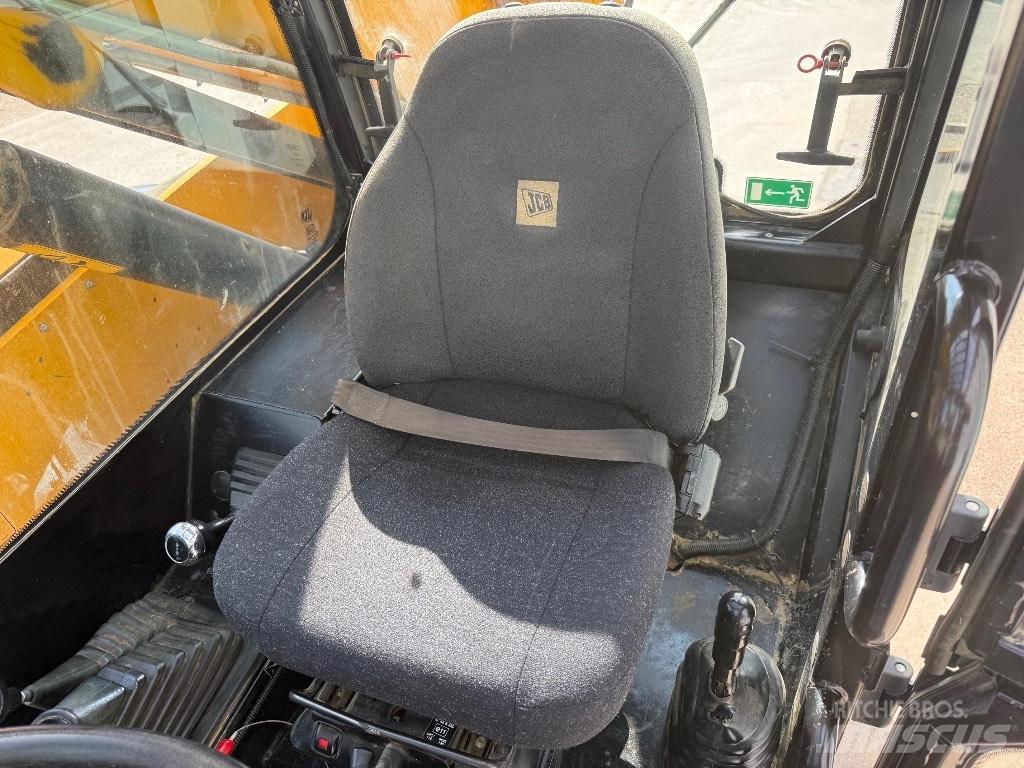 JCB 535-95 Teleskopiskie manipulatori