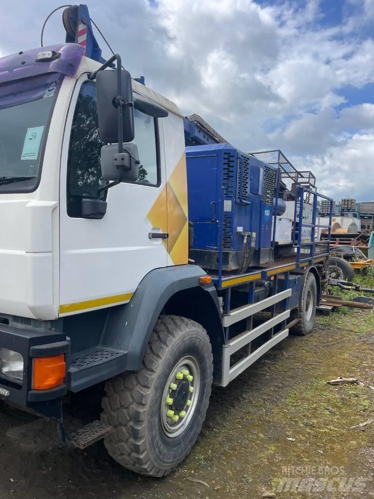 Boart Longyear DB520 Mobilās urbšanas platformu automašīnas