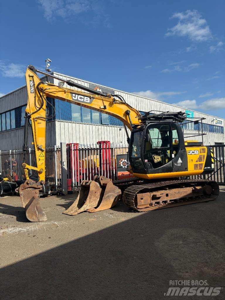 JCB JS 130 LC Kāpurķēžu ekskavatori