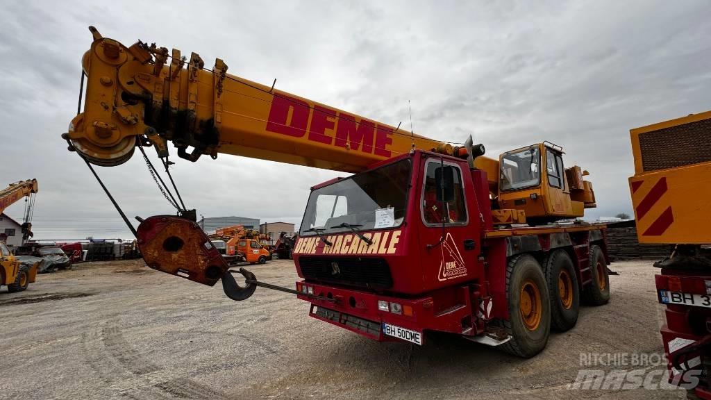 Grove GMK 3050 Visurgājēji celtņi