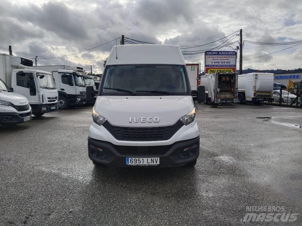Iveco DAILY 35S16 Furgons
