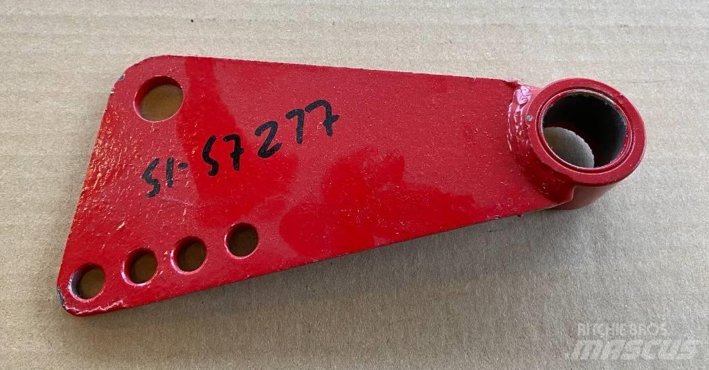 Junkkari ARM - 57277 Šasija un piekare