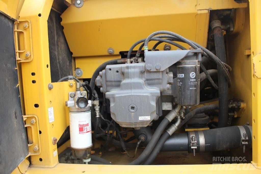 Komatsu PC 240 LC-8 Kāpurķēžu ekskavatori