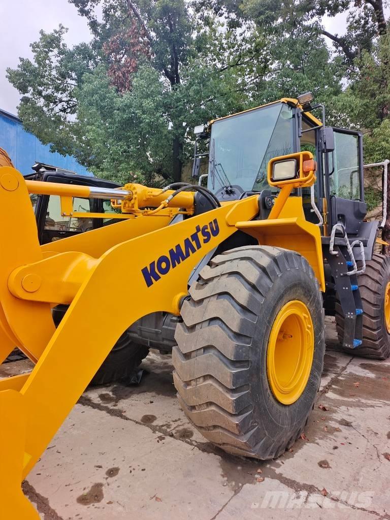 Komatsu WA 380 Iekrāvēji uz riteņiem