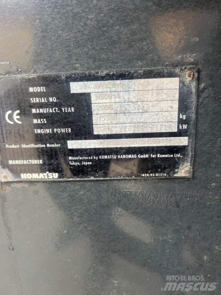 Komatsu WA 320-5 Iekrāvēji uz riteņiem