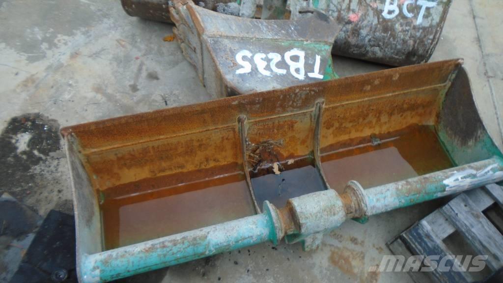 Takeuchi TB 235 Mini ekskavatori < 7 t