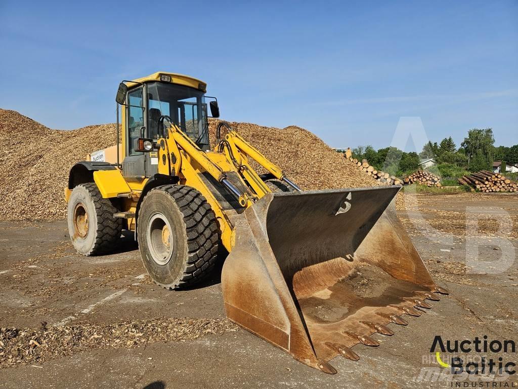 JCB 426 HT Iekrāvēji uz riteņiem