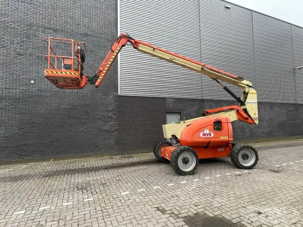 JLG 600AJ Teleskopiskie pacēlāji
