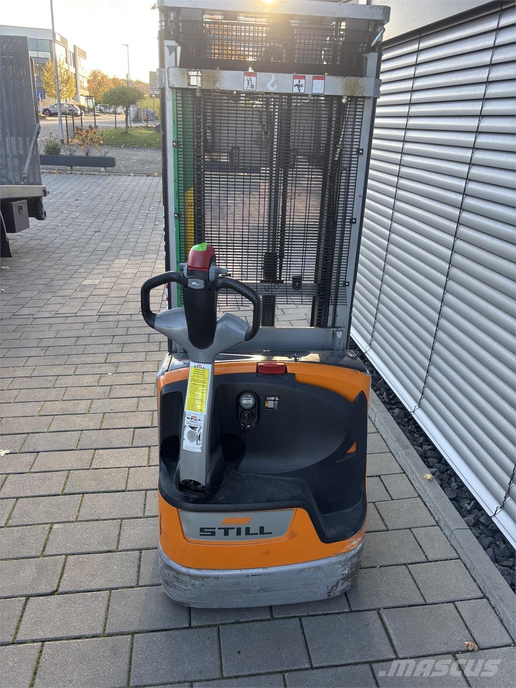 Still EXV 12i Pašgājēji krautnētāji