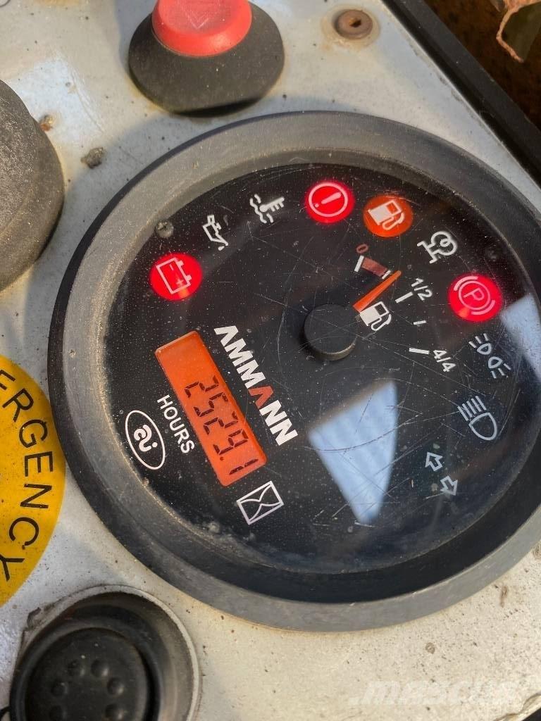Ammann AV 12-2 Divvalču grunts veltņi