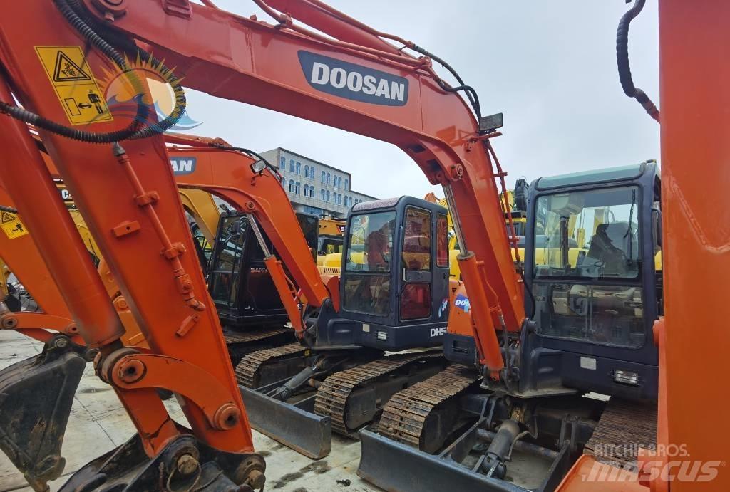 Doosan DH55 Kāpurķēžu ekskavatori