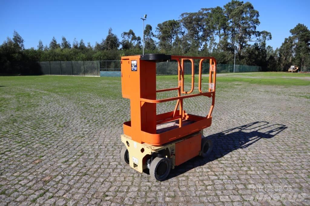 JLG 1230 ES Vertikālie pacēlāji