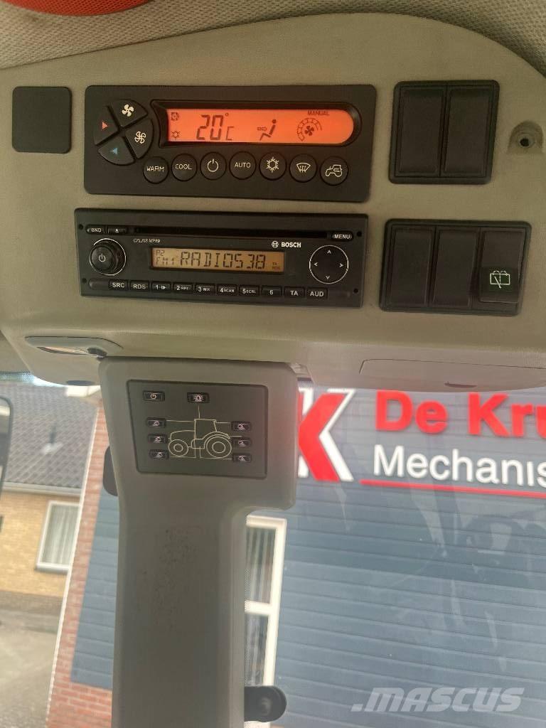 CLAAS Arion 640 Cis Traktori