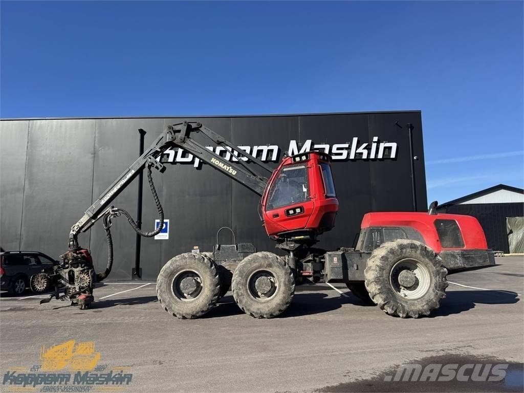 Komatsu 951 Harvesteri