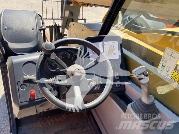 CAT TL943D Teleskopiskie manipulatori