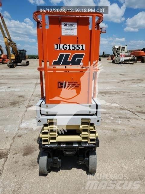 JLG 1930ES Šķerveida pacēlāji