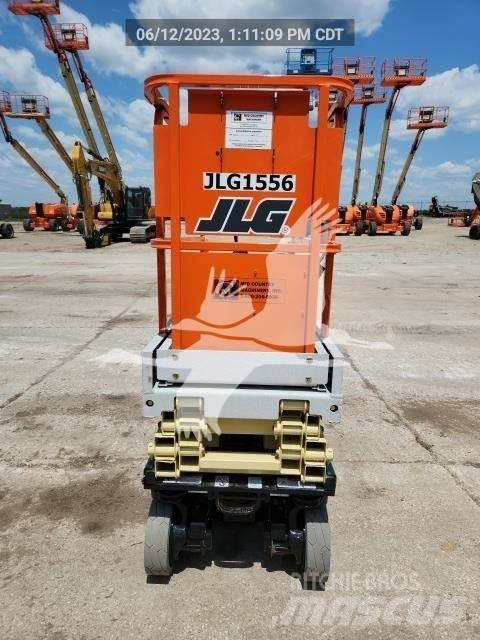 JLG 1930ES Šķerveida pacēlāji