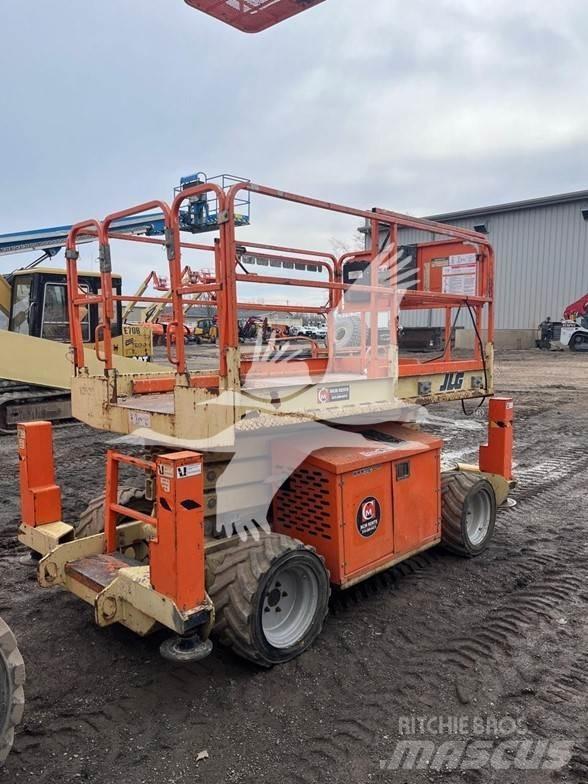 JLG 260MRT Šķerveida pacēlāji