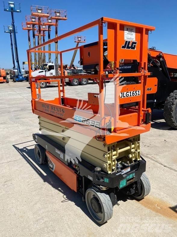 JLG 2632ES Šķerveida pacēlāji