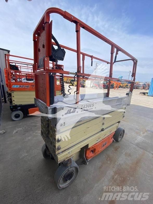 JLG 2632ES Šķerveida pacēlāji