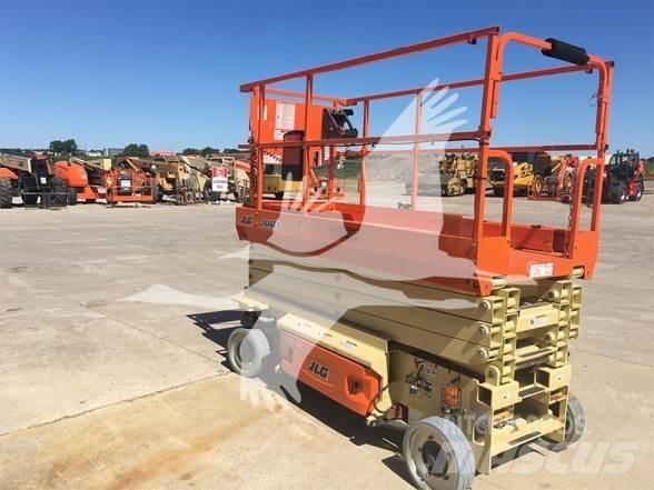 JLG 2646ES Šķerveida pacēlāji