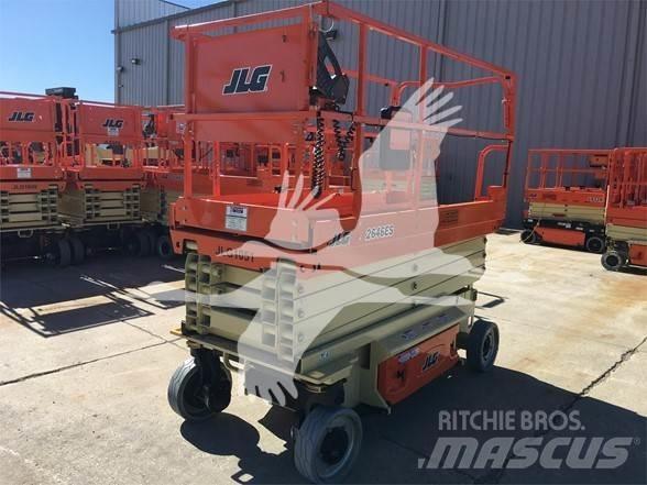JLG 2646ES Šķerveida pacēlāji