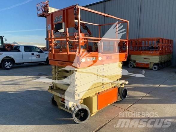 JLG 3248RS Šķerveida pacēlāji