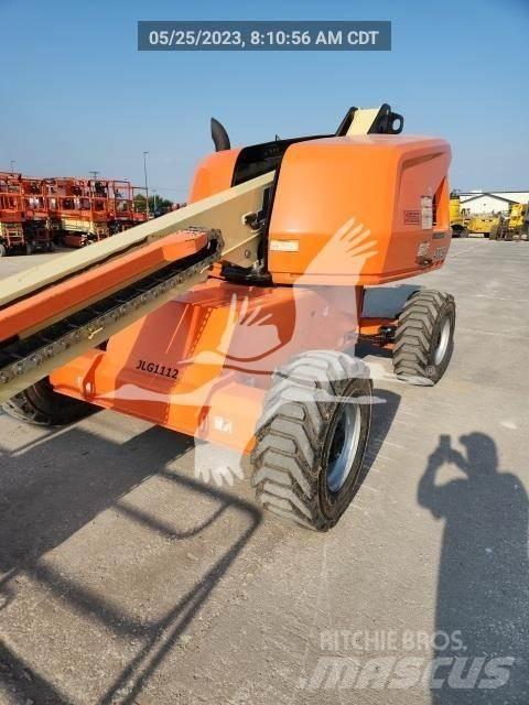 JLG 400S Teleskopiskie pacēlāji