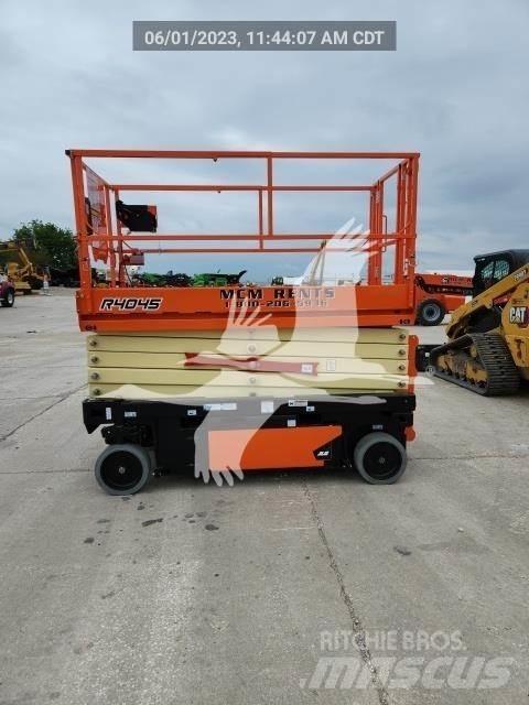 JLG 4045R Šķerveida pacēlāji