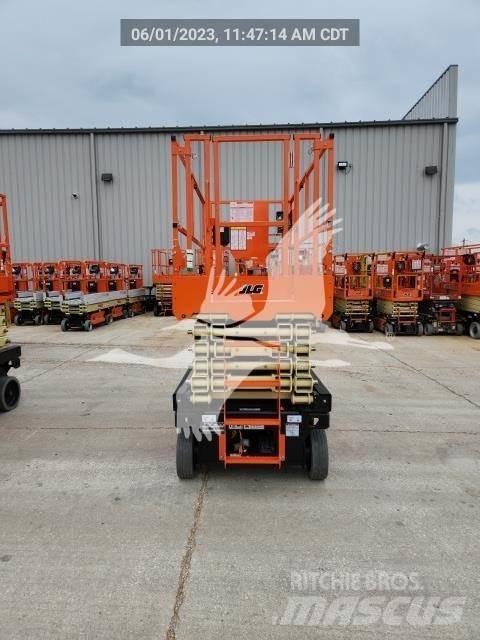JLG 4045R Šķerveida pacēlāji