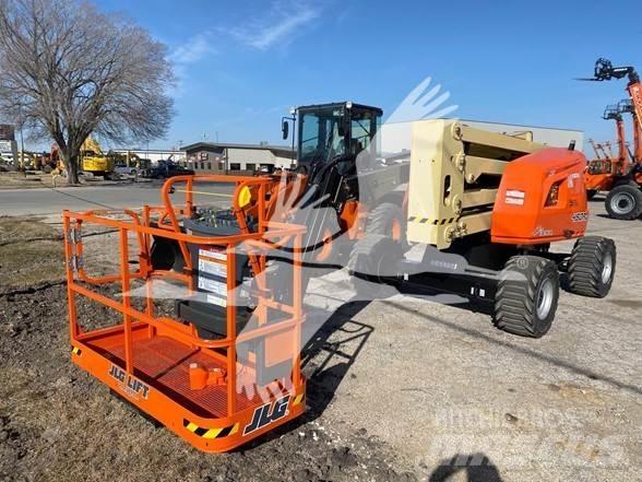 JLG 450AJ Strēles pacēlāji