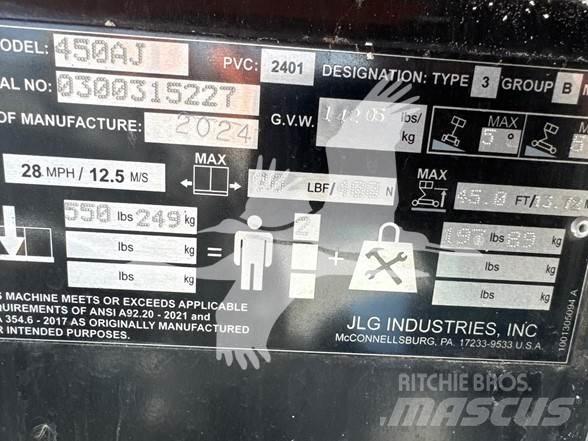 JLG 450AJ Strēles pacēlāji