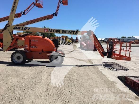 JLG 600AJ Strēles pacēlāji