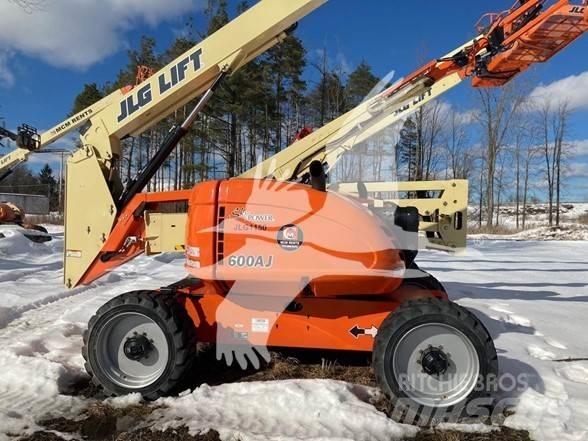 JLG 600AJ Strēles pacēlāji