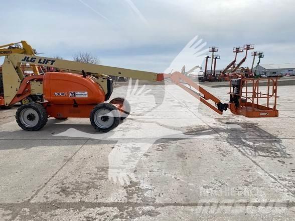 JLG 600AJ Strēles pacēlāji