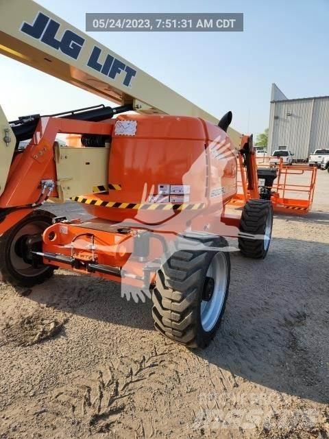 JLG 600AJ Strēles pacēlāji