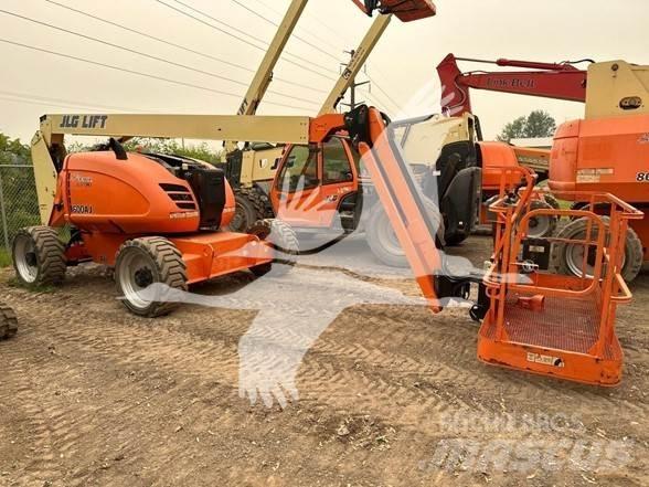 JLG 600AJ Strēles pacēlāji