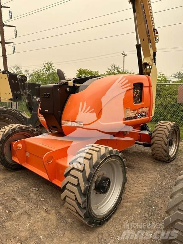 JLG 600AJ Strēles pacēlāji