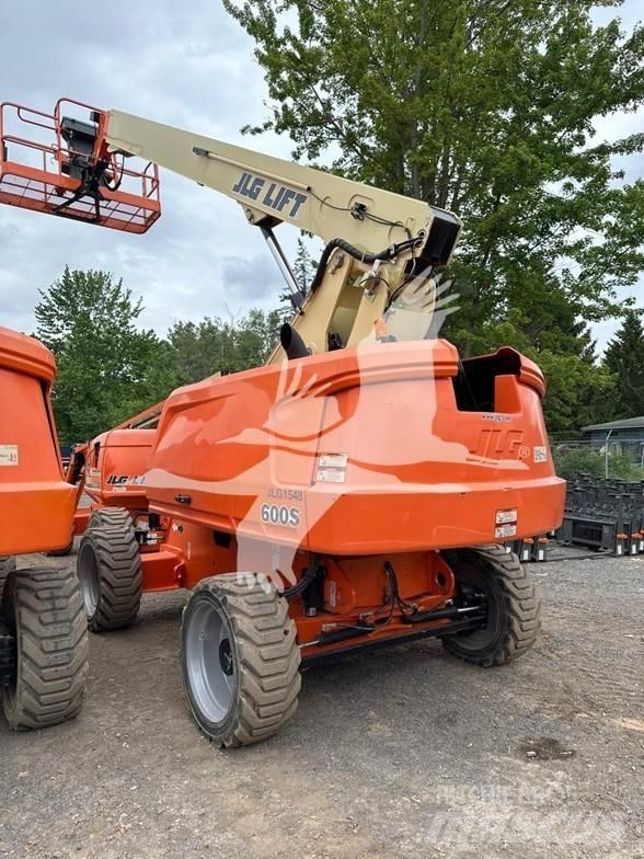 JLG 600S Teleskopiskie pacēlāji