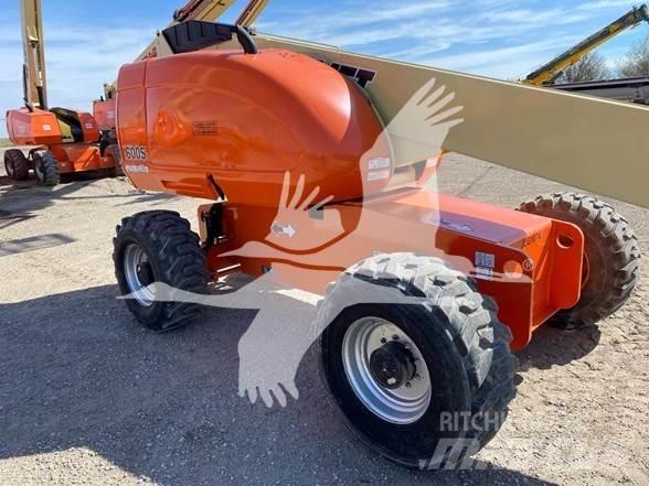 JLG 600S Teleskopiskie pacēlāji